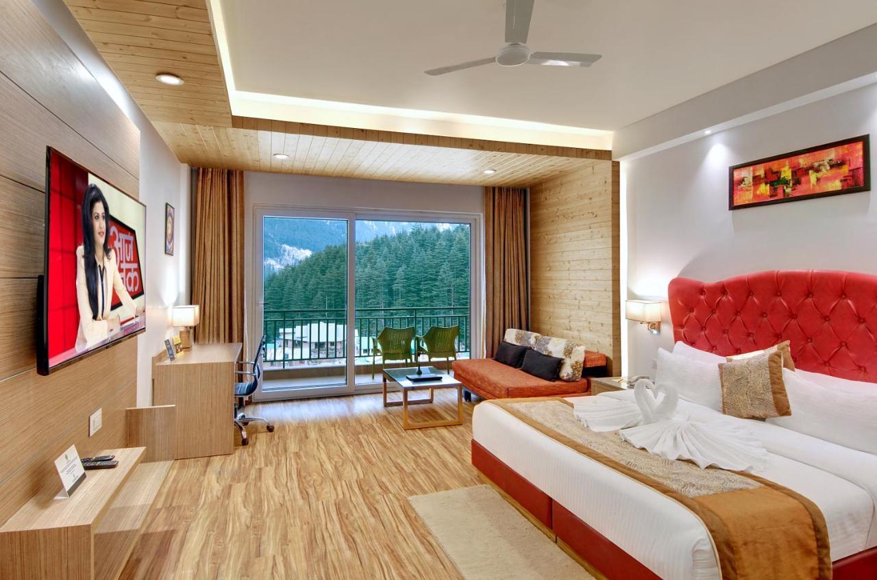 The Orchard Greens Resort - A Centrally Heated Property Manāli Exteriör bild